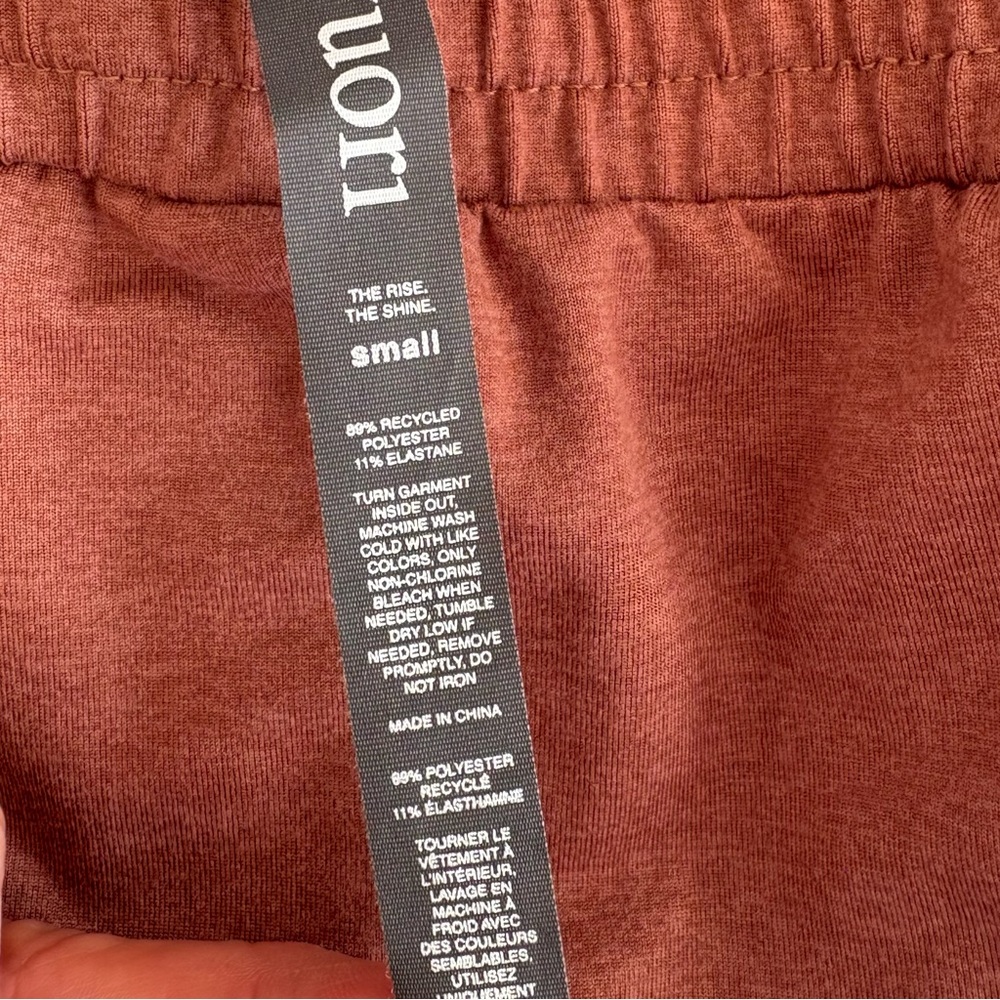 VUORI
WOMEN'S PERFORMANCE JOGGER - Picture 7 of 8